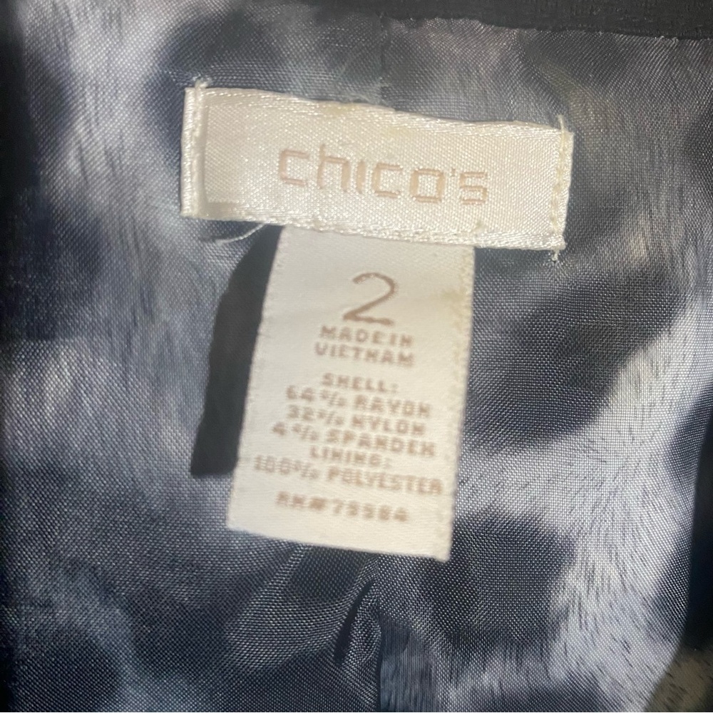 Chicos Women's Black Blazer Size 2 - Picture 4 of 8